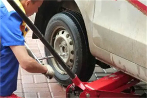 泰来附近拖车24小时服务热线电话